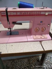 برذر • مكينة خياطة • مع الميز