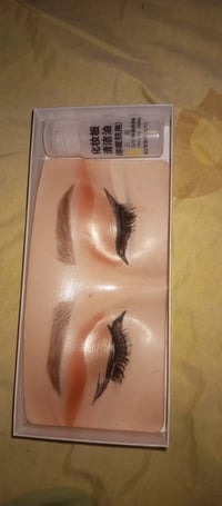 مستحضرات تجميل • استخدام قليل • ديوانية