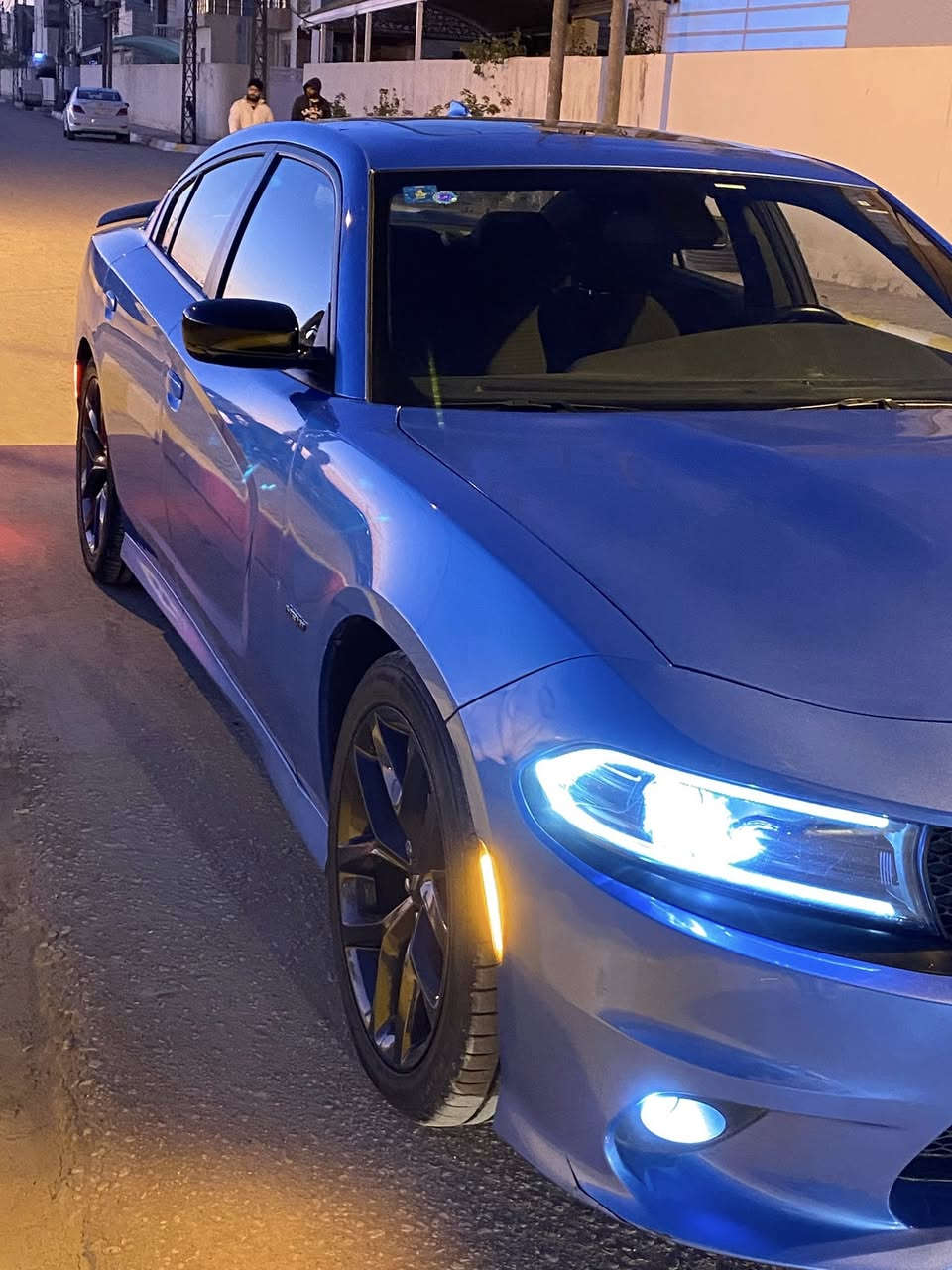 السلام عليكم 
جارجر Rt 2023 
فول موصفات ماشيه 53 
مموجود ع الفيس 
للاستفسار رقمي ***********
