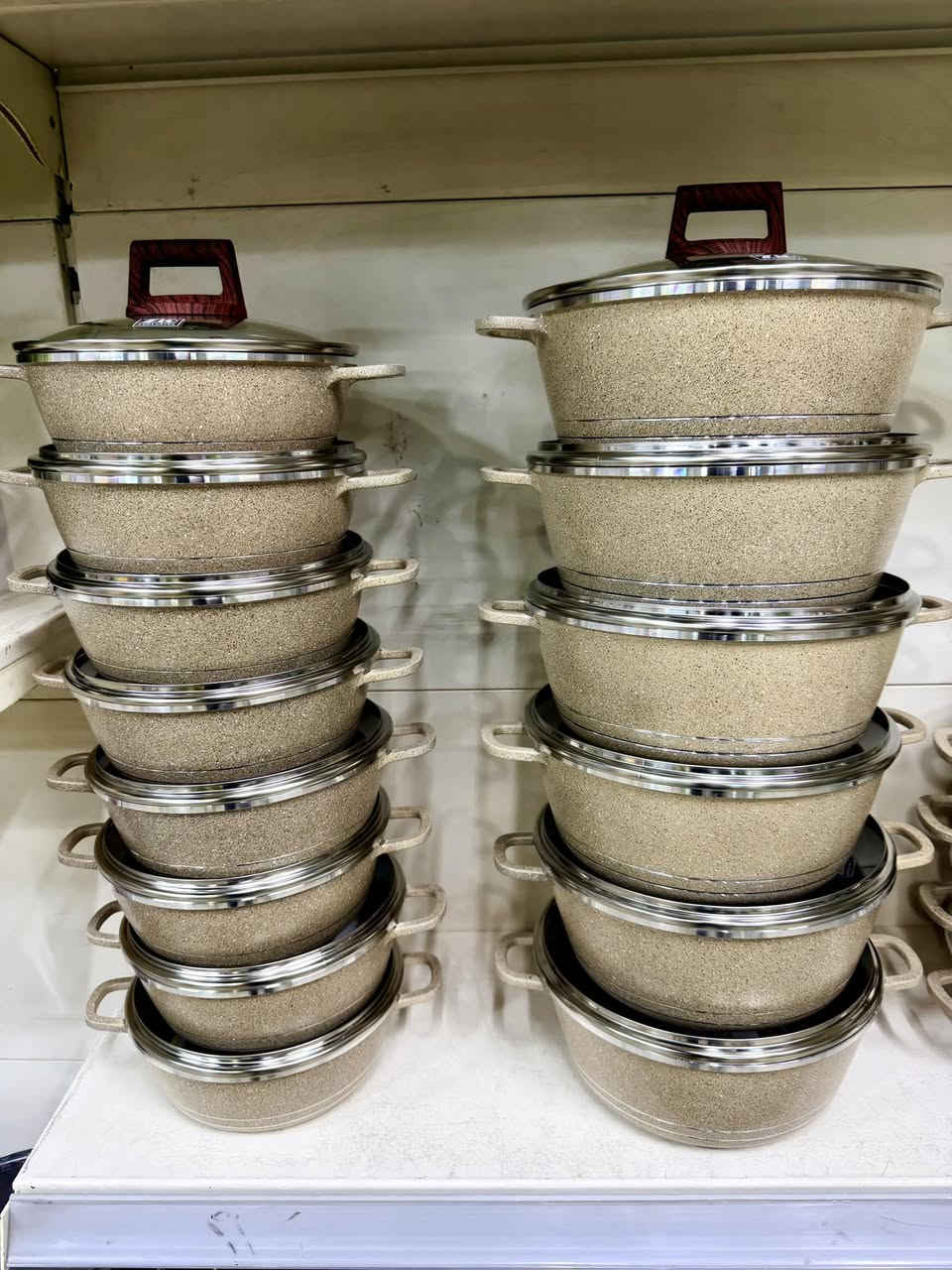 جداري زيو الأصلي مفرد متوفر  الان مجمع إسطنبول خانقين مقابل معمل النسيج مجاور دلسوز البزاز لا يوجد توصيل مفتحين من 2 إلى 12 مساء


**إذا كنت صاحب هذا الإعلان وتريد حذفه لأي سبب، رجاءا أرسل رسالة إلى الدعم الفني**