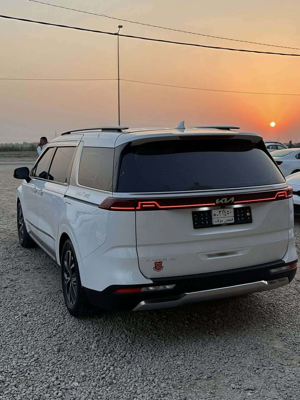 السلام عليكم 
كيا كرنفال وارد كوري خطين غاز وبانزين 9. راكب المواصفات Vip  مرقة بغداد باسمي التحويل مباشر تبديل بابين شركه من كوريا بدون حادث او ضرب عابر موديل 2022  بيع او مراوس حسب القناعة للمعومات ***********
