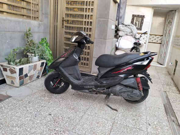 ماكس ثعلب كابريتر رمبه كفاله عامة كلها بلادي شرط مكينه وكفر وكابريتر ع وضع المعرض سعرها 750 مكاني بغداد شراي اتصل ع الرقم اخون الدراجه نص نكره بكل وقت شلون بصمه***********
