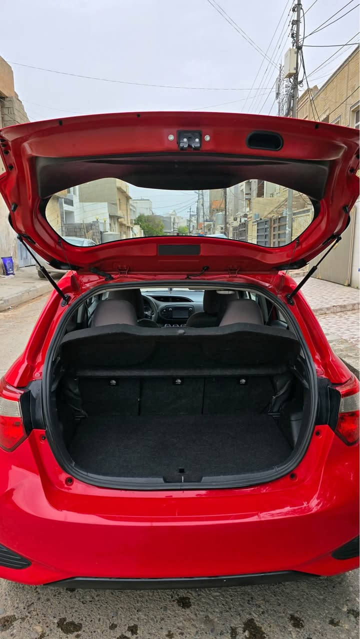 یاریس ٢٠١٨ امریکی 
موصفات رادار خەتی جادە 
کوشن هیتەر 
شاشە
تحدید سورعە
٣ پارچەی پێشی بۆیاغە هەردووک شانسی بەس راکێشرایە بێ بۆیاغ و لەحیم
گێر و مەکینە و تەبرید بە شەرت 

*********** واتساپ أربيل, العراق
