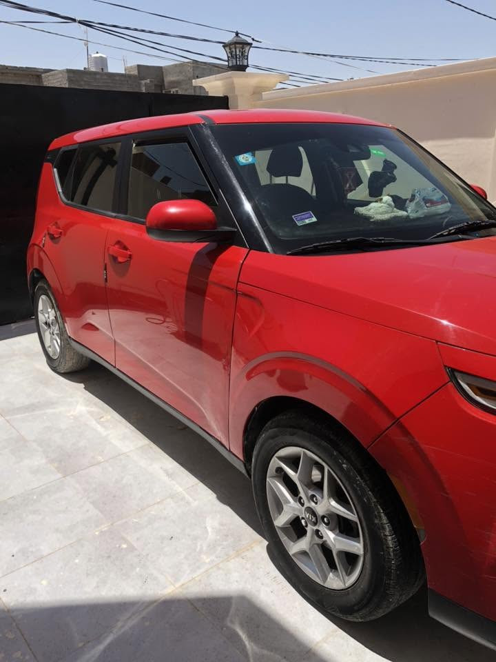 كيا صول LX موديل 2022 

اللون احمر 

رقم بغداد 

تحويل مباشر 

نقصها فقط تبريد 

   ضررها 3 قطع صبغ بدون معجبون 

مواصفات

محرك 2000 دوش

كير AT المرغوب 

رادار امامي وخلفي وجانبي

وضعيات قياده

كاميرا دواره

لايت اوتو

مثبت سرعه

توقف ذاتي وتحديد مسار

ابل كار بلي

وبعد هواي مواصفات 

صور الضرر بالمنشور

السعر 125 وبيها مجال شي قليل 

لاستفسار اتصال واتساب 
***********
