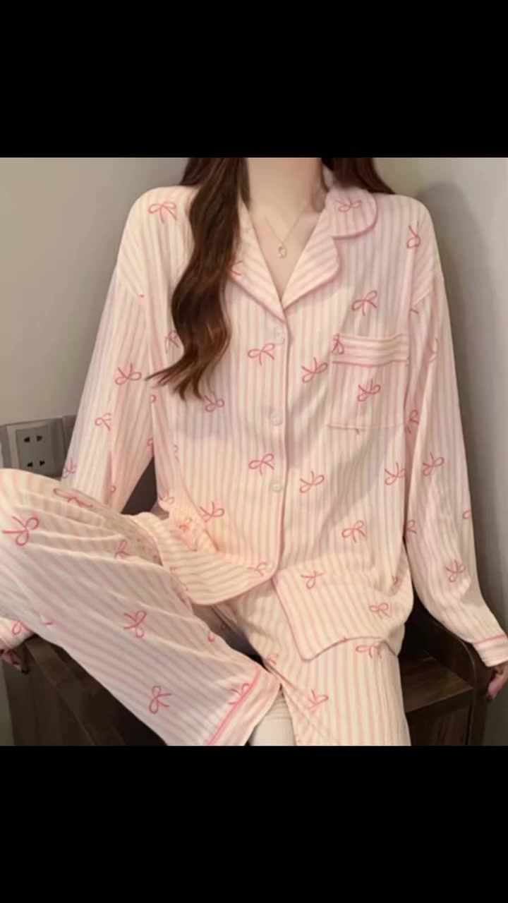 بيجامات العيد وصلت 🤍
دلعي نفسج بأحلى موديلات النوم
نعومة وأناقة ما تقاوم ✨

#للطلب_دايركت📥 
#توصيل_جميع_محافظات_العراق 
#بجامات_العيد🌹🌹🌹 #ملابس_نوم #اكسبلور_فولو


**إذا كنت صاحب هذا الإعلان وتريد حذفه لأي سبب، رجاءا أرسل رسالة إلى الدعم الفني**