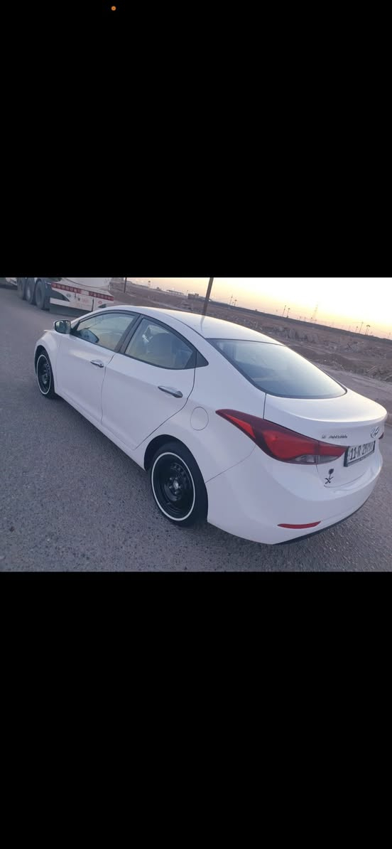 سلام عليكم الانتره 15 خليجي محرك 1800 دوش فول موصفات ماعدا لبصمه  تحكم ستيرن فتحه تخم تاير  منضومه مال زنون بيه بنيد ورشات صبغ  السعر 115 وبيه مجال العنوان ميسان ***********
