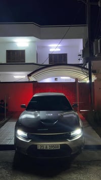 جارجر RT /5700 📍 موديل 16 بدون صبغ السياره بيها بارد بس  ورصعتين براس ...