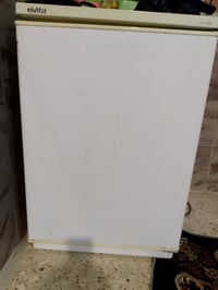 ثلاجه صغيره • تجميد • ألفيتا