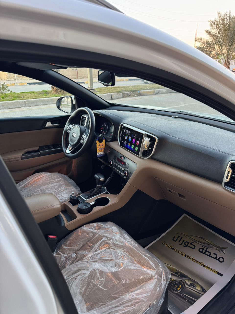 سلام عليكم  كيه سبورتج موديل 2018 داخل عسلي مري شفط ترحيب بصمه شاشه +كامره تخم تاير باسمي السياره  الرقم الجديد  الانكليزي    رقم بغداد سياره جديده جدا ماشيه 35الف فقط    حساسات امامي خلفي  وبعد موصفات بيه   السعر 193$  بيه مجال بسيط الاستفسار ***********
