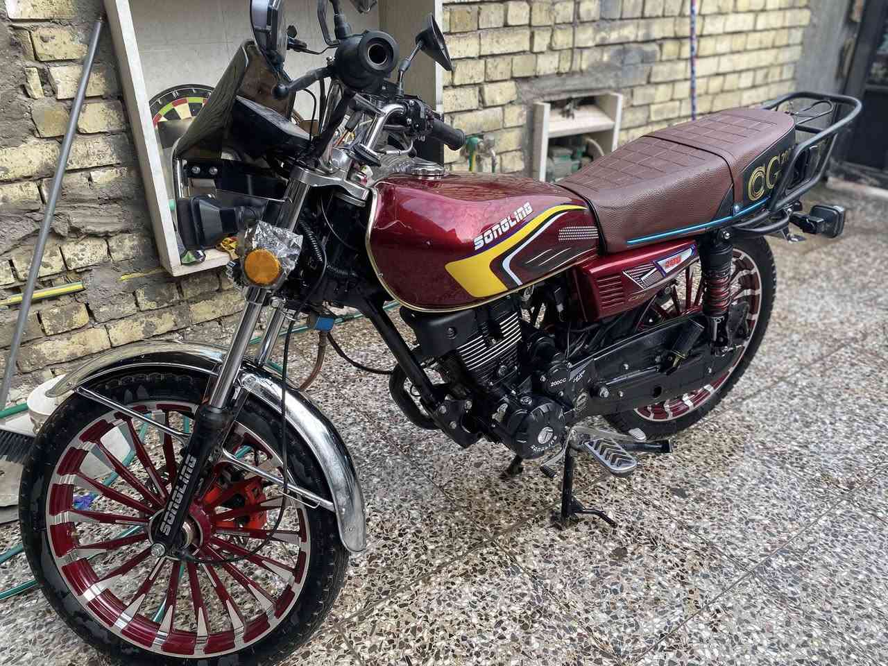 السلام عليكم عندي دراجه للبيع سونك ٢٠٢٦ كفاله عامه اخت الزيرو ماشيه ٥ الاف محرك ٢٠٠cc السعر ٨٥٠ مكان بغداد الكمالية ***********
