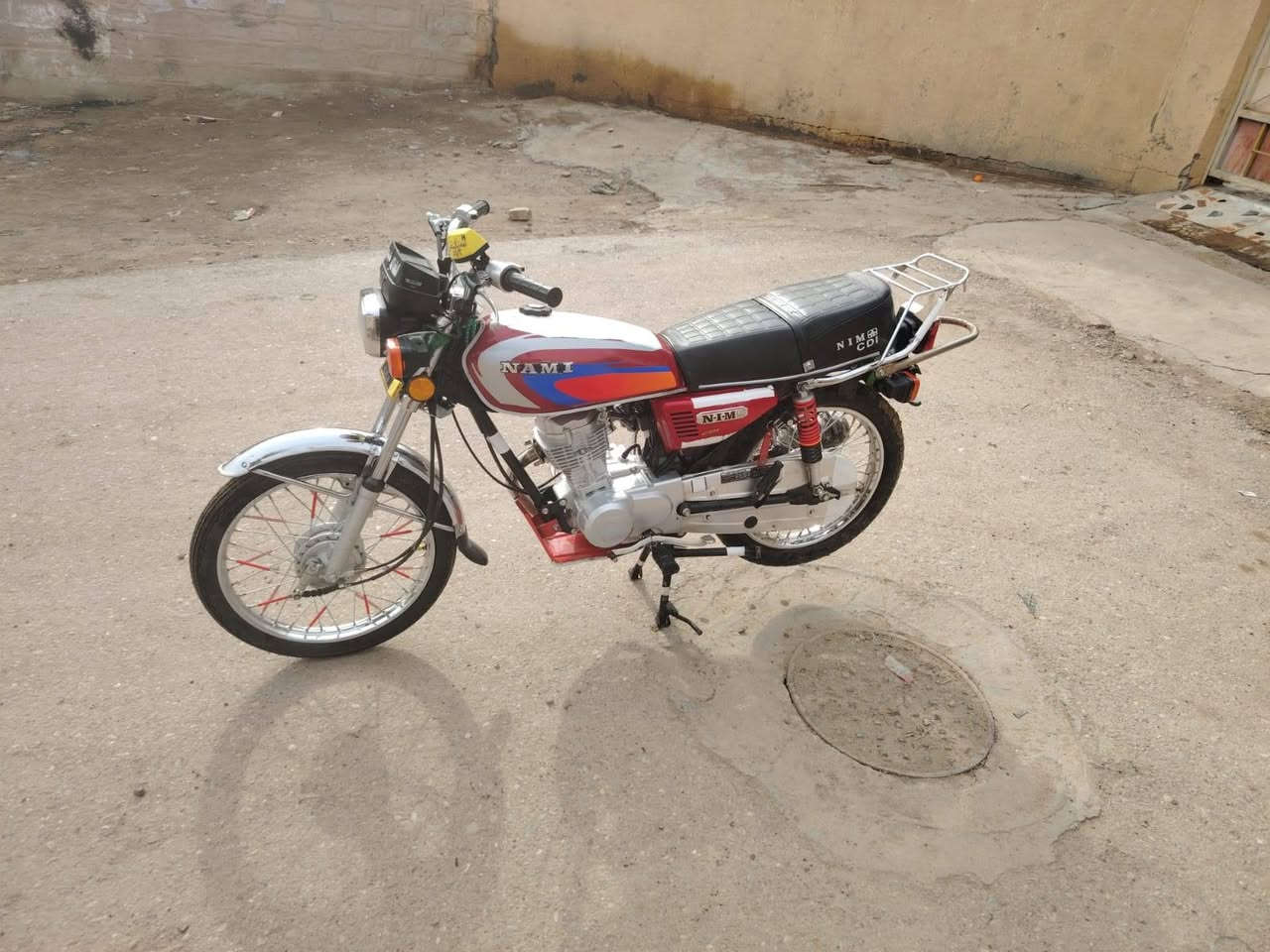 سلام عليكم دراجه نامه 26كفاله عامه البيع السعر 650وبيهه مجال مكاني ديالى الخالص شراي تصل ودلل ***********
