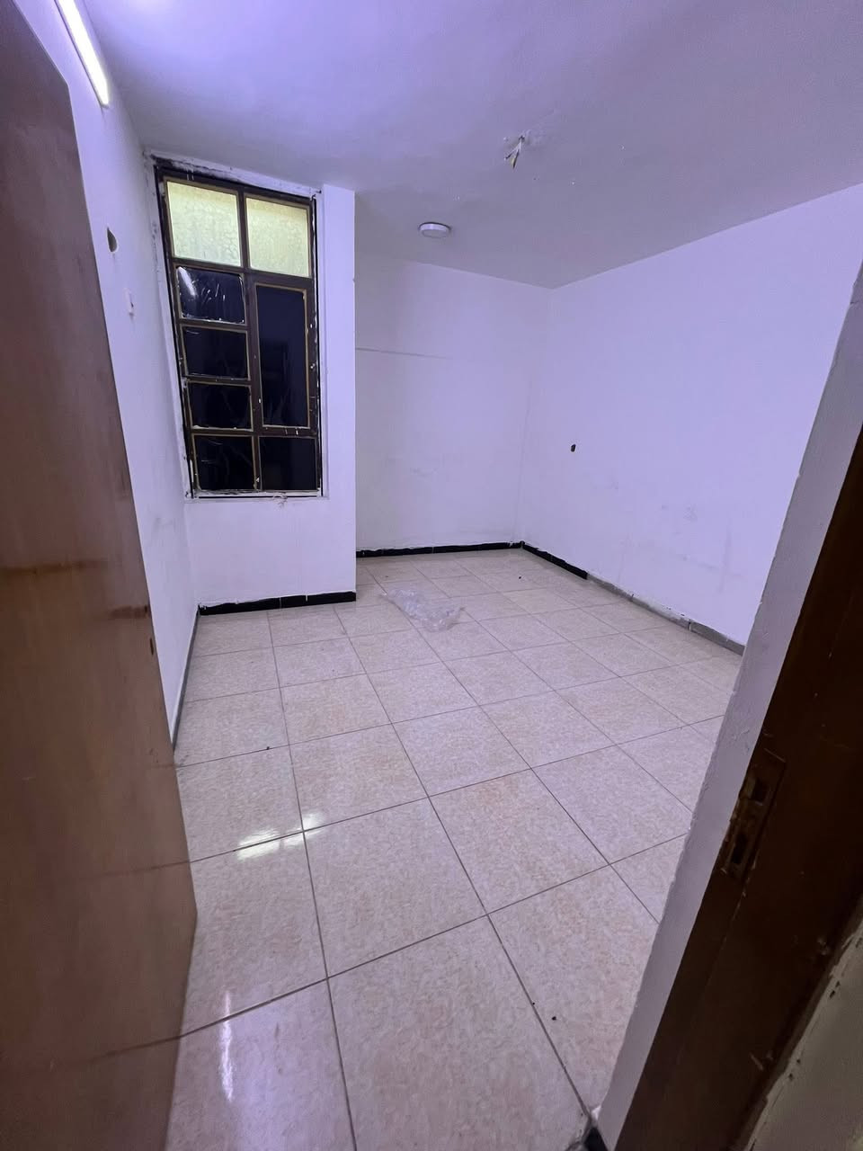 للإبحار في السيديه
دار سكني مساحه 50 متر يتكون من 

صاله مطبخ خدمات غرفتين نوم سعره 650 قفله 

للاسـتفسـار الاتـصال علـى الارقـام التـاليه  او زيـاره مكـتب عبدالله الرفيـعي السيـديه_شارع الضـباط_ مقابل مجـمع لحـوم جويـلي 
***********
مكتب عبدالله الرفيعي
مؤمن الوليد للاستثمار العقاري
‏‭0770 010 5930‬
━━━━━━━━━━━━━━━
#بيت #عقارات #منزل #بيع #وساطة_عقارية
#شركة #سيدية #بغداد #عراق
#عقارات_السيدية
#عقارات_الكرخ #ايجار_تجاري
#بنايات_سكنية
#عقارات_القادسية #عقارات_اليرموك #عقارات_المنصور
#عقارات_الحارثية #عقارات_الكاظمية #عقارات_الاعظمية
#عقارات_العطيفية #عقارات_حي_الجامعه
