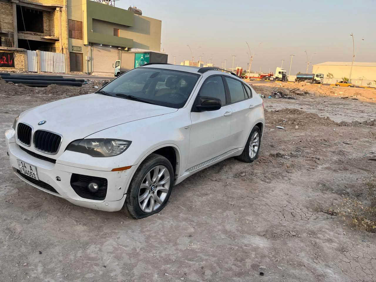 سلام عليكم  Bmw X6 مديل2012 مكفوله من ضربه وما صار فتره من صبغناها حزام جماليه بس سياره طفت وضلت يعني ابيع طافيه طافيه سعر ٨٠ رقم راعيه *********** بصرة بصرة ارجع وكرر سياره طافيه
