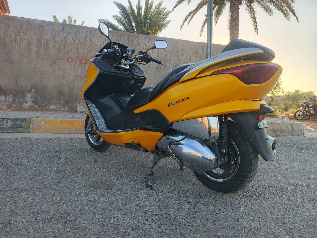 سلام عليكم فورزه للبيع صفر 8.وسعر
@خاص.نتصل،عله هاذ ارقم ***********
