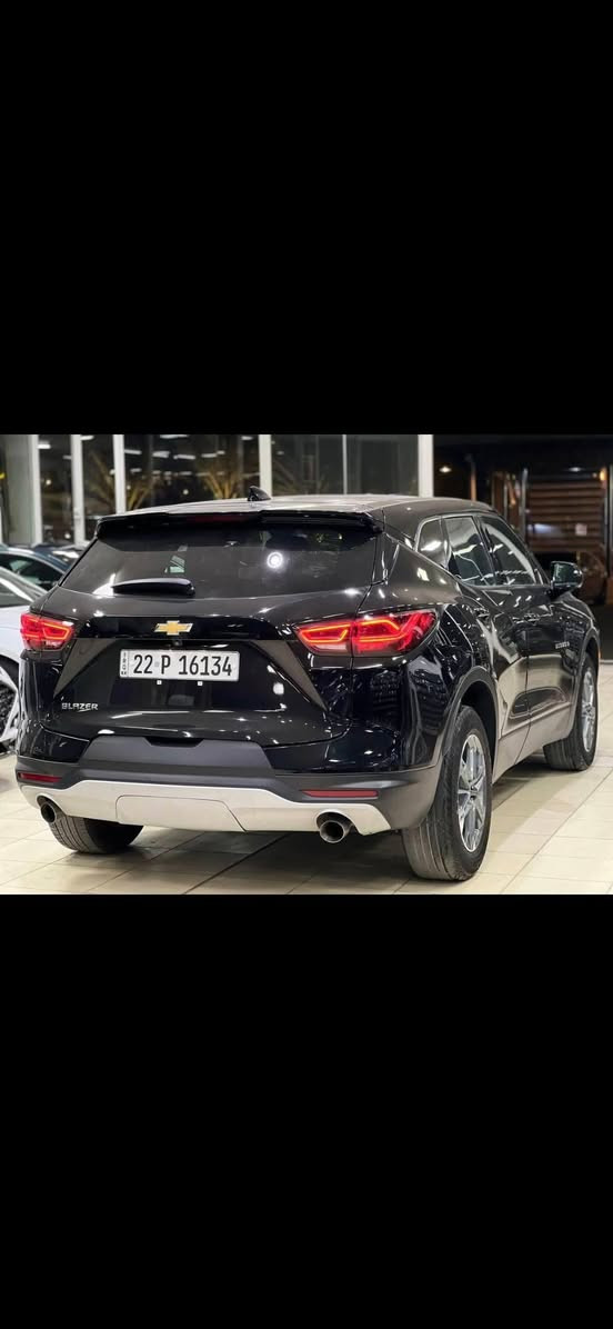 السلام عليكم ورحمة الله وبركاته.
✅اسم السيارة : شوفرليت بلايزر
✅الموديل : 2023
✅رقم السيارة : رقم اربيل  تحويل ملكية او ✅وكالة حسب رغبة الزبون
✅السعر : 185  ورقة
✅الضرر :تبديل الجاملغ فقط وصبغ طرف البنيد بدون اي دواخل 
✅الايرباكات :  ضرر ايرباك الدركة  فقط وراجع اصلي سستم 
____________________________
🔻1-حجم المحرك 4 سلندر 2000 تيربو  🔻
🔻2-ويل كب حجم 18 مع طقم تايرة 🔻بحالة ممتازة 
🔻3-بصمة ابواب و بصمة تشغيل و تشغيل 🔻عن بعد 
🔻4-لايتات زينون عالي ناصي اصل 
🔻6-غرفة السيارة مخمل اسود  
🔻7-تحكم كهربائي لمقعد السائق 
🔻8-تحكم ستيرن جهتين متكامل 
🔻9-رادار امامي مانع للتصادم
🔻10-شاشة كبيرة الحجم للتحكم بكافة الايعازات
🔻11-كامرة خلفية 
🔻12-تحكم كهربائي لمقعد السائق 
🔻13-وضعيات متعددة للقيادة 

🔵السعر المطلوب : 185 ورقة🔵
 
____________________________
للأستفسار اكثر :
***********

🔴العنوان: النجف الاشرف🔴
