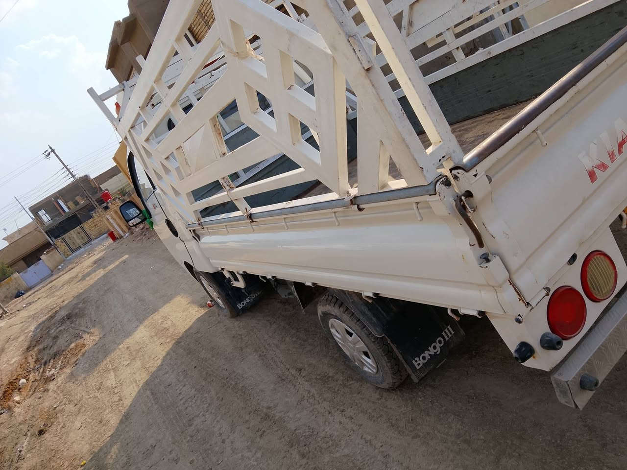 السلام عليكم
كيه حمل مديل 2014مكفوله
سونار رقم بابل المكان بابل ابو غرق 
السعر 108
***********
***********
