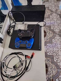 بلي 4 • نظيف • مهكر