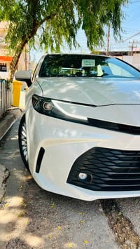 …  كامري موديل 2025   E-PLUS   عبداللطيف ياباني اصلي هايبرد  محرك 2500...