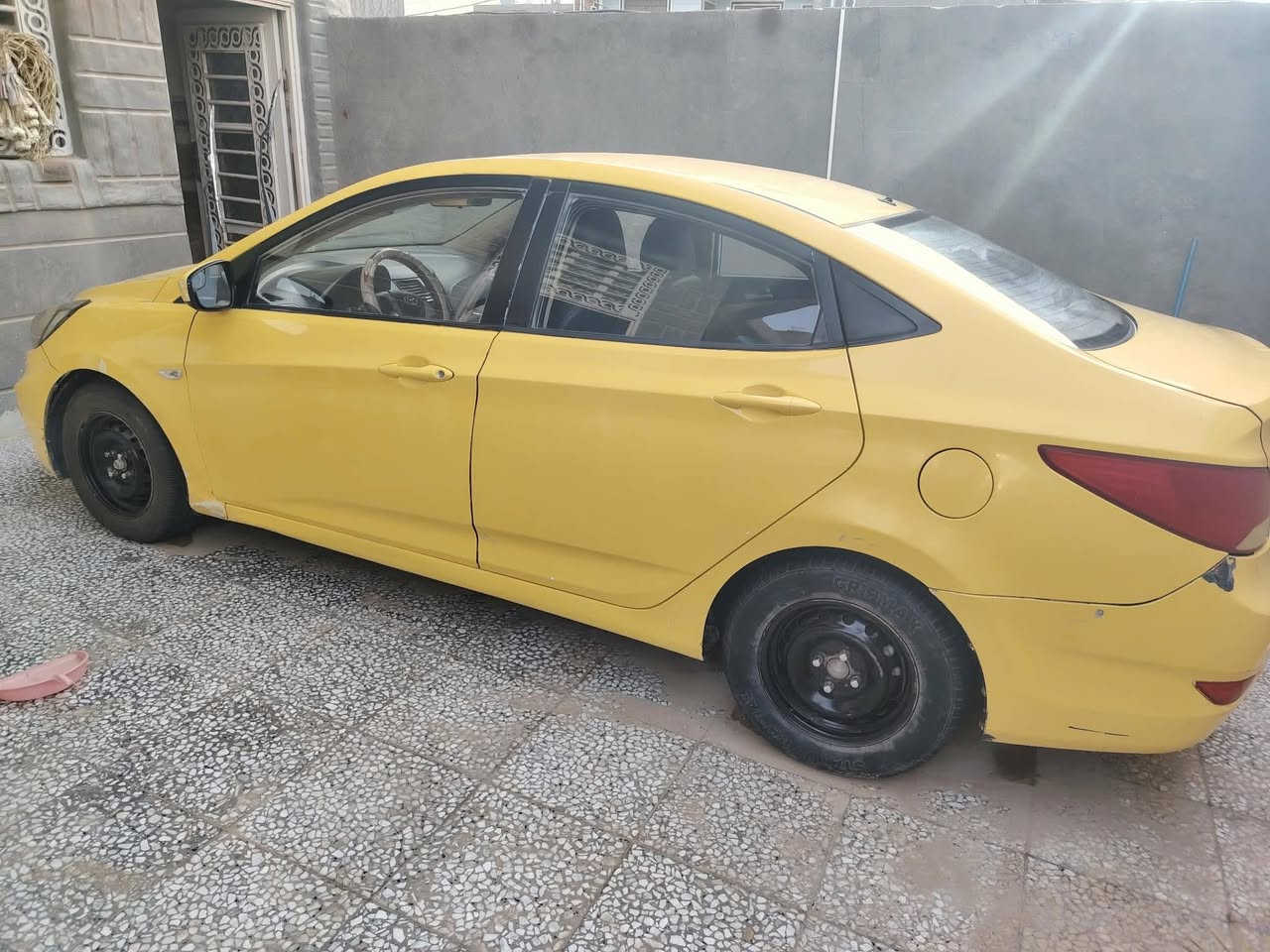 اكسنت خليجي تكسي رقم كربلاء انكليزي بسمي موديل 12 حجم المحرك 1600 بي خيط بخار بيه طخة بالجاملغ الايمن ومصلحه على البارد وبيه مكانات صبغ بدون ضربة قوية شواصي سليمات تبريد يشتغل شوية ويفصل السيارة بالحلة السعر 65 وبيه مجال.


**إذا كنت صاحب هذا الإعلان وتريد حذفه لأي سبب، رجاءا أرسل رسالة إلى الدعم الفني**