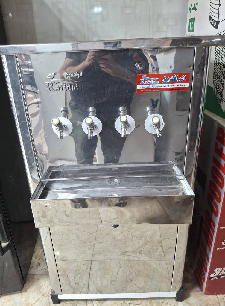 براد ماء 4 حنفيات جديد غير مستخدم بسعر 275 الف العنوان تكريت *********** تكريت, صلاح الدين
