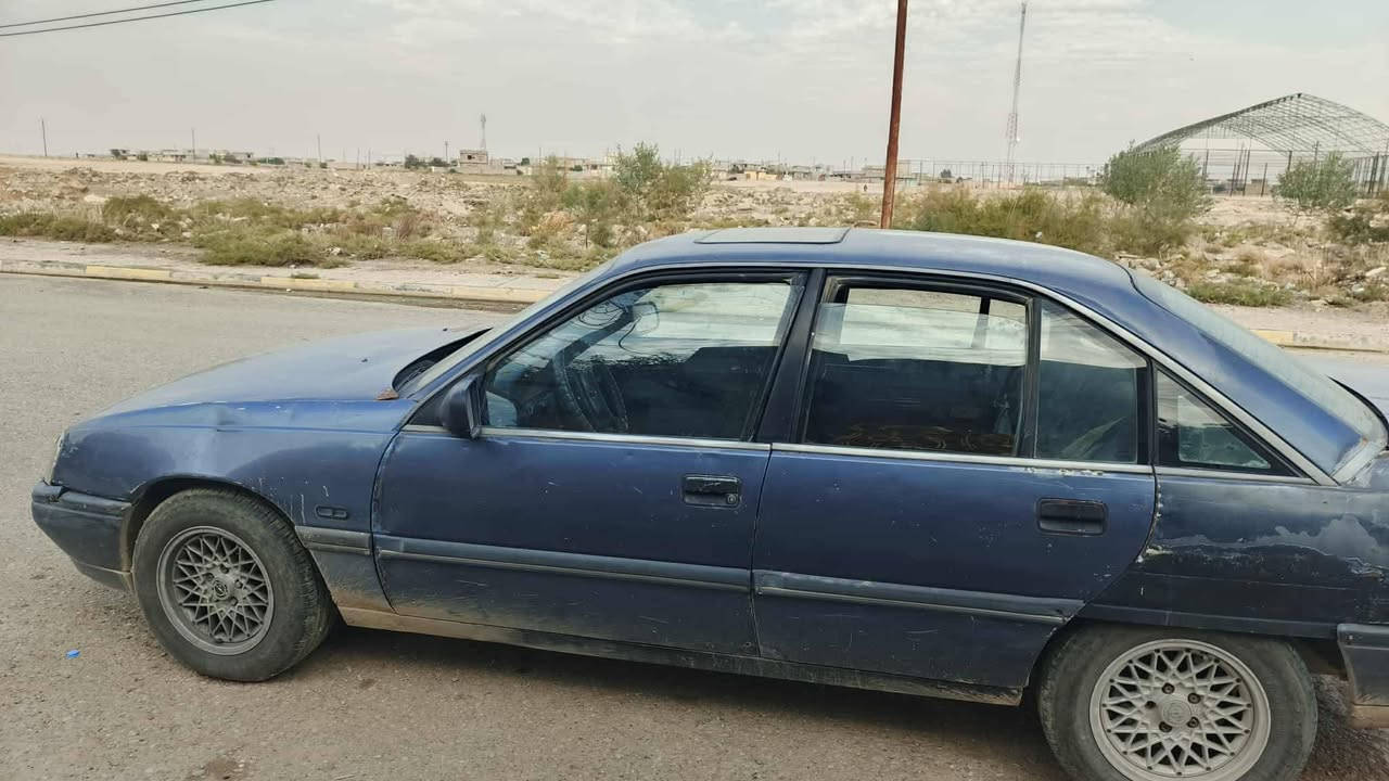 السلام عليكم للبيع بسعر 13بيها مجال قليل اوبل اوميكا رقم فحص صلاح الدين الشرعي موجود شرط تحويل الوكاله محرك محور كبريته وهم بديت صرف توير جدد صدر نضيف بس يعوزها ترتيب بيها طبله تاير الخافيه جهت اليمين يعوزها حداده الوترب بم ***********
