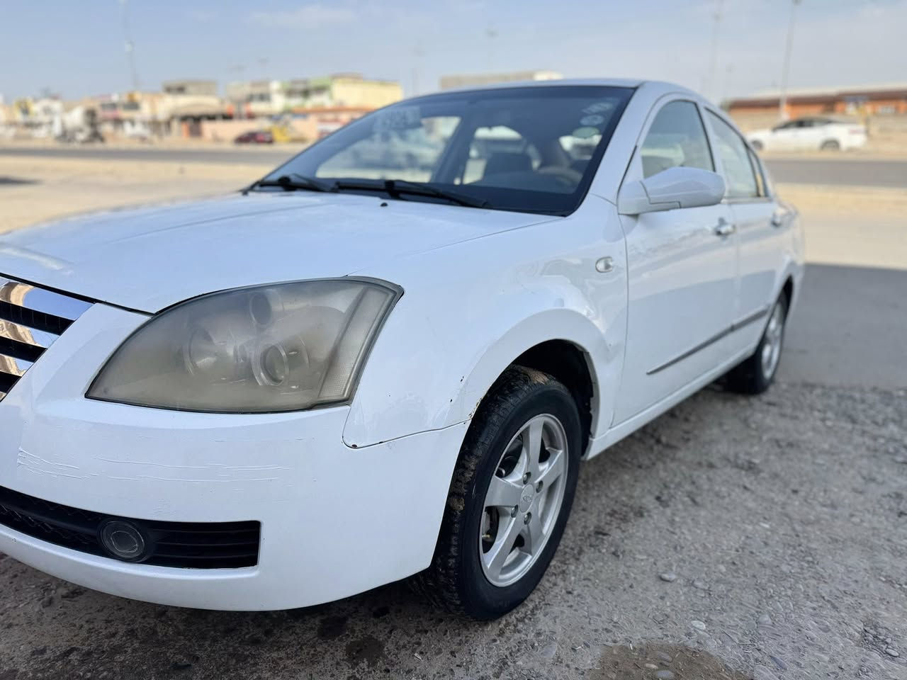 شيري A5
محرك بلادي بي تنقيص
كير اوتو شرط
صدر خلفي امامي جديد 
تخم تاير جديد
ويلكب اربع بلاد
اربع دسك 
جام كهرباء 
تبريد تتفئه شغاله تبريدها ثلج 
الهزه قبل ٤اشهر صقطت 
سنويه ٢٠٢٨ شرط التحويل 
سياره جاهزه خير من الله مايعوزه كلشي 
***********
