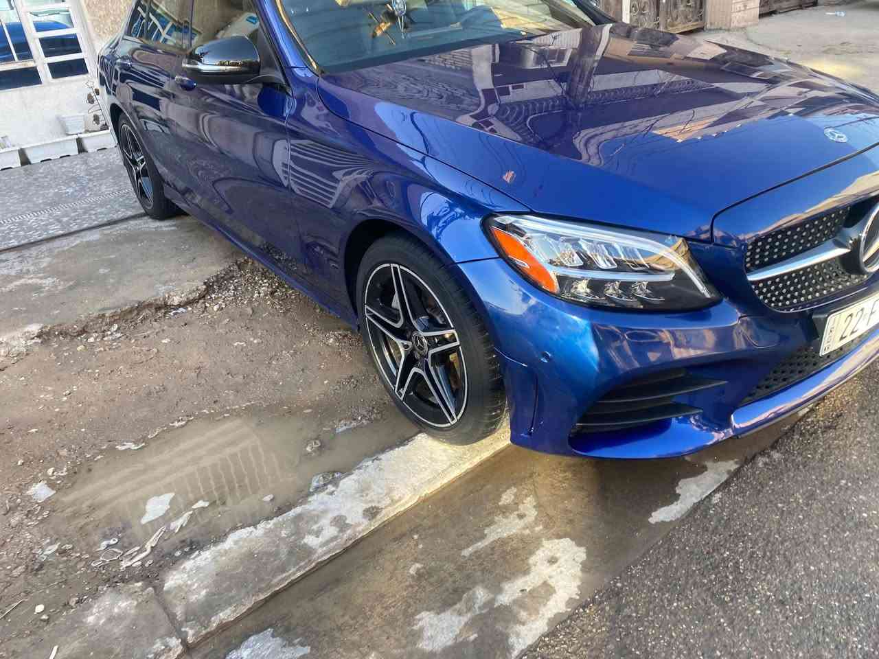 السلام عليكم
للبيعc3002020Mercedes
بانورما سستم سماعات برومستر
كامره خلفية دواره
جنطة كهرباء كشنات تدفئة كشنات كهرباء
اوتو بارك  داخل لدات64 لون
داخل اسود ستيرن تدفئه بصمة أبواب بصمه تشغيل
شاحن وايرلس
ماشية76الف
وارد امريكي(حادثها فقط جاملغ اليمنه) كير ومحرك مكفولات من الفتح والتبديل
العنوان بغداد الغدير
الهاتف ***********
َمكلف بالنشر
