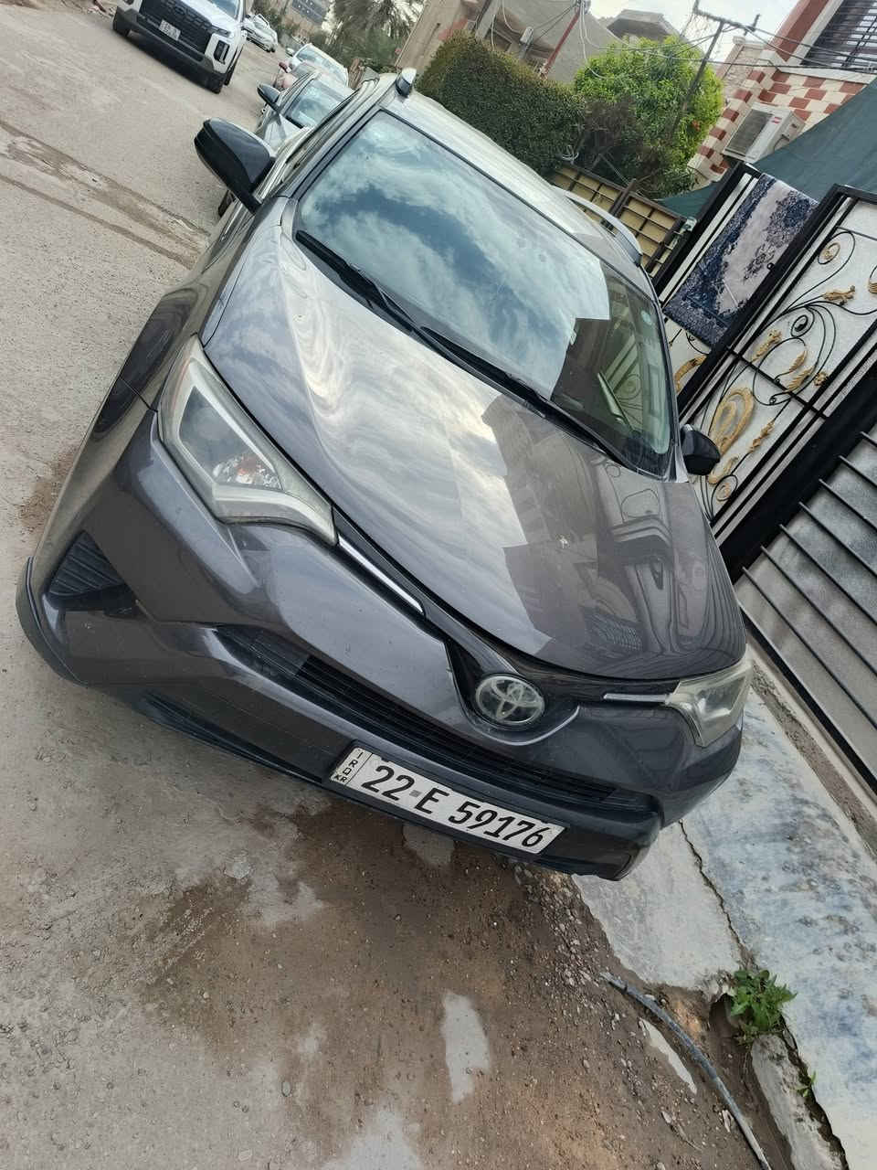 السلام عليكم راف فور ٢٠١٨وارد امريكي رقم اربيل الجديد تحويل وكاله حاضر سنويه ارقام جدد سياره جديده مواصفات  LE محرك ٢٥٠٠كفاله تبريد صدر محرك كير حادث ها فقط باب الي وره السايق مبدله فقط بجم كبس سعرها ١٦٥وبيها مجال مكاني بغداد عامريه ***********ابو احمد ٠٠٠
