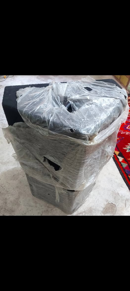 سلام عليكم سماعت ١٥ أنج اخو الجديد للبيع صوت خير من الله الشراي خاص او تصال ***********

