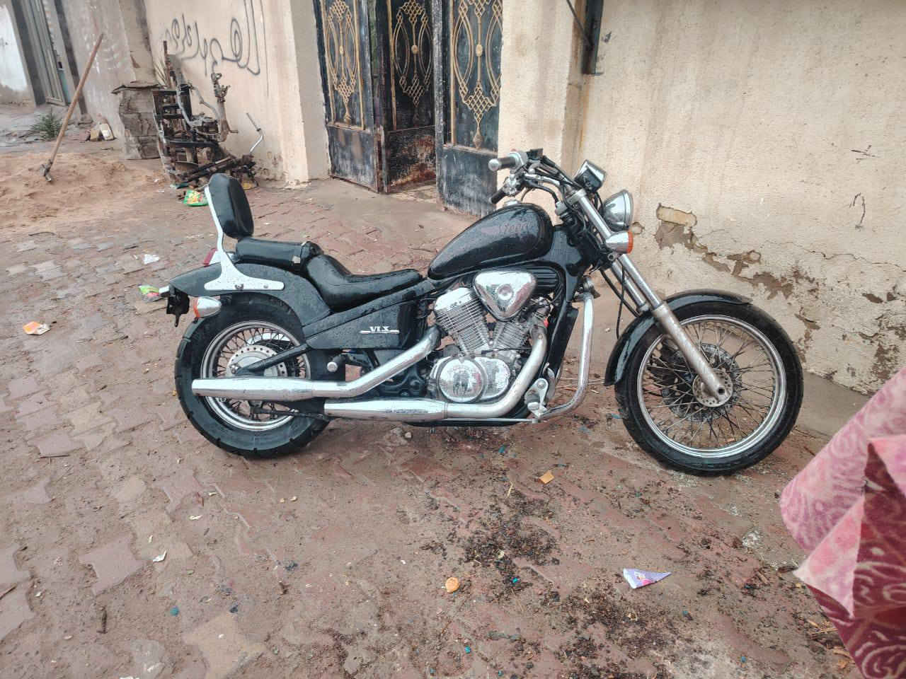 السلام عليكم دراجه للبيع ستد 400مكفول ميسان (***********)
