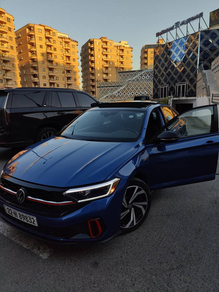 نزلت سعرها 195 ارخص وحده بموديلها ومواصفاتها
مواصفات اوتوبان اعلى شي سقف بانوراما اسود بلاد 
داخل 10 الوان 
خريطه بالدشبول 
شحن وايرليس
تزويد شوته وعطاس 
گير اوتو 
حادثها بالصور 3 قطع بدون ايرباك ورقم الشاصي مرفق 
اذا ماتعرف للسيارة ومو شراي لا تتصل وتسولف وتضيع وقتي 
*********** بغداد, العراق
