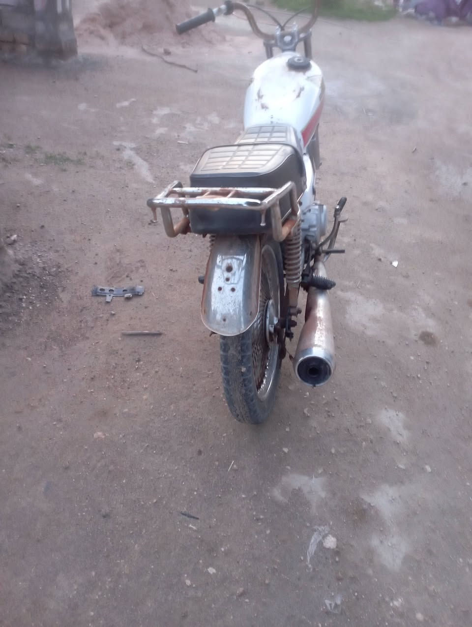 دراجه ارشه للبيع كلك موديل 2017مكفوله من السرقه شغل ومش لسعر 200وبيه مجال العنوان  قضاء عفك


**إذا كنت صاحب هذا الإعلان وتريد حذفه لأي سبب، رجاءا أرسل رسالة إلى الدعم الفني**