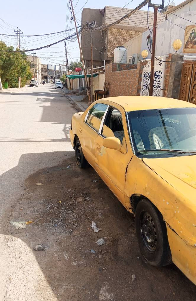 كيا كريدوس موديل 2000 رقم نجف محرك كامري اتوماتك مكان السيارة النجف  السعر 10 ورقات وبيها مجال قليل حك الجية *********** النجف, العراق
