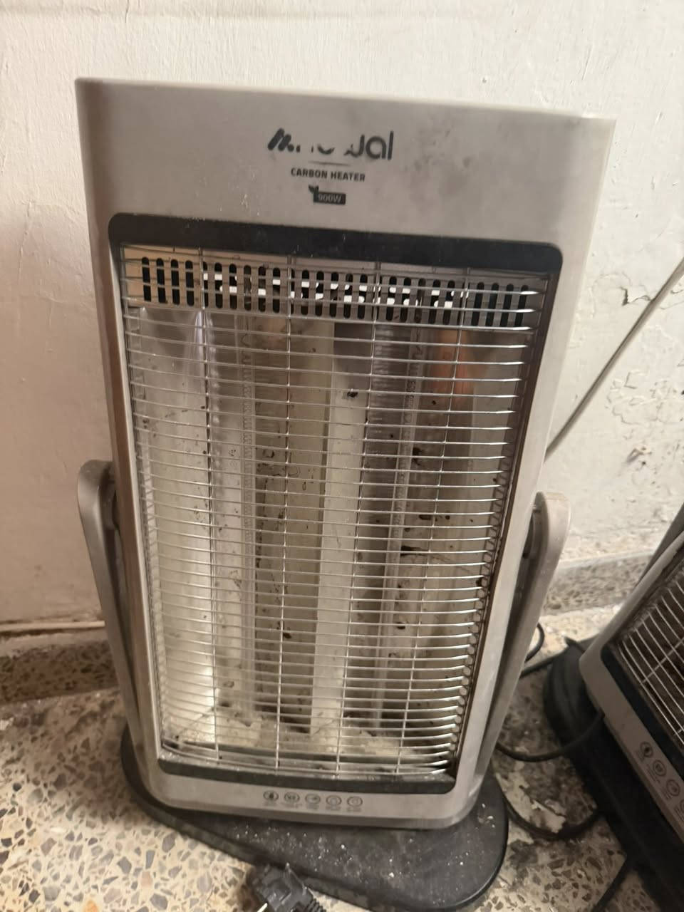 السلام عليكم 
اثاث للبيع بسعر جدا مناسب مستعجل عالبيع
بغداد الدورة
***********
