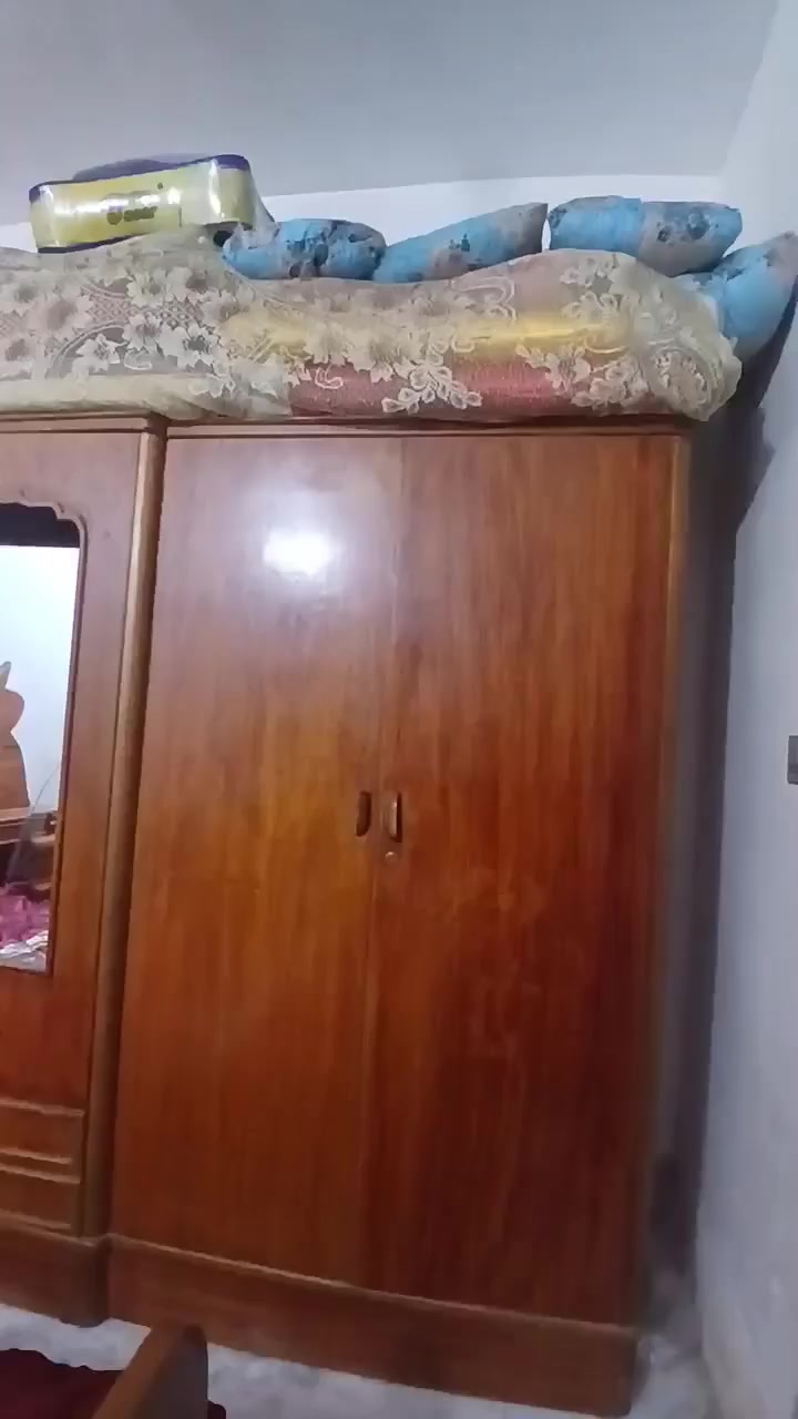 غرفه نجاره خشب ثقيل  ب450
ديوان تسكام 11 مقعد ب300
المحاويل 
العنده اغراض اوغرف نوم انشرهن وعلبيع الي نسبه بسيطه يتفضل خاص
 تابعني ليصلك كل جديد


**إذا كنت صاحب هذا الإعلان وتريد حذفه لأي سبب، رجاءا أرسل رسالة إلى الدعم الفني**