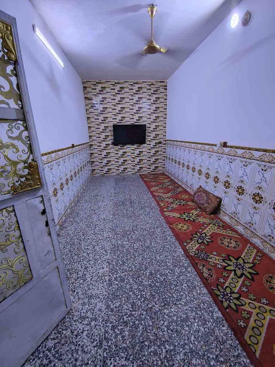 السلام عليكم بيت للبيع مكان عبيدي شهداء 2 قرب مدرسه صفيه مساحه 150 م واجهيه 6م ونزال 25 م
السلام عليكم بيت للبيع مكان عبيدي شهداء 2 قرب مدرسه صفيه مساحه 150 م واجهيه 6م ونزال 25 م 
يحتوي ع 4 غرفه وصاله واستقبال 6×3
غرفه نوم 3×4 
غرفه 4×5
طابق ثاني غرفه 4×7
غرفه 6×5 
صاله جوه 4×4
صاله فوك 6×6

3 حمامات ثنين فوك واحد جوه 
سعر 75 اتصال ع رقم ***********
