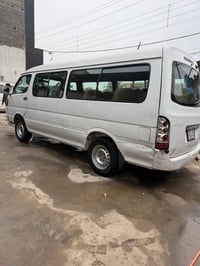 سيارهH1 للبيع مديل 2014كير ومكينه اكلس حداديه مكفولات مكاني بغداد الحس...