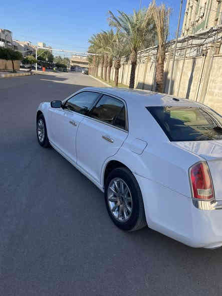 اوباما كرايسلر 300 كلين 2012 كفالة من الصبغ
٦ سلندر 3600
محرك كير اكسل تبريد كله جديد سيارة بلادية بدون نقص 
السعر 175
العنوان بغداد الاعظميه
 ***********
