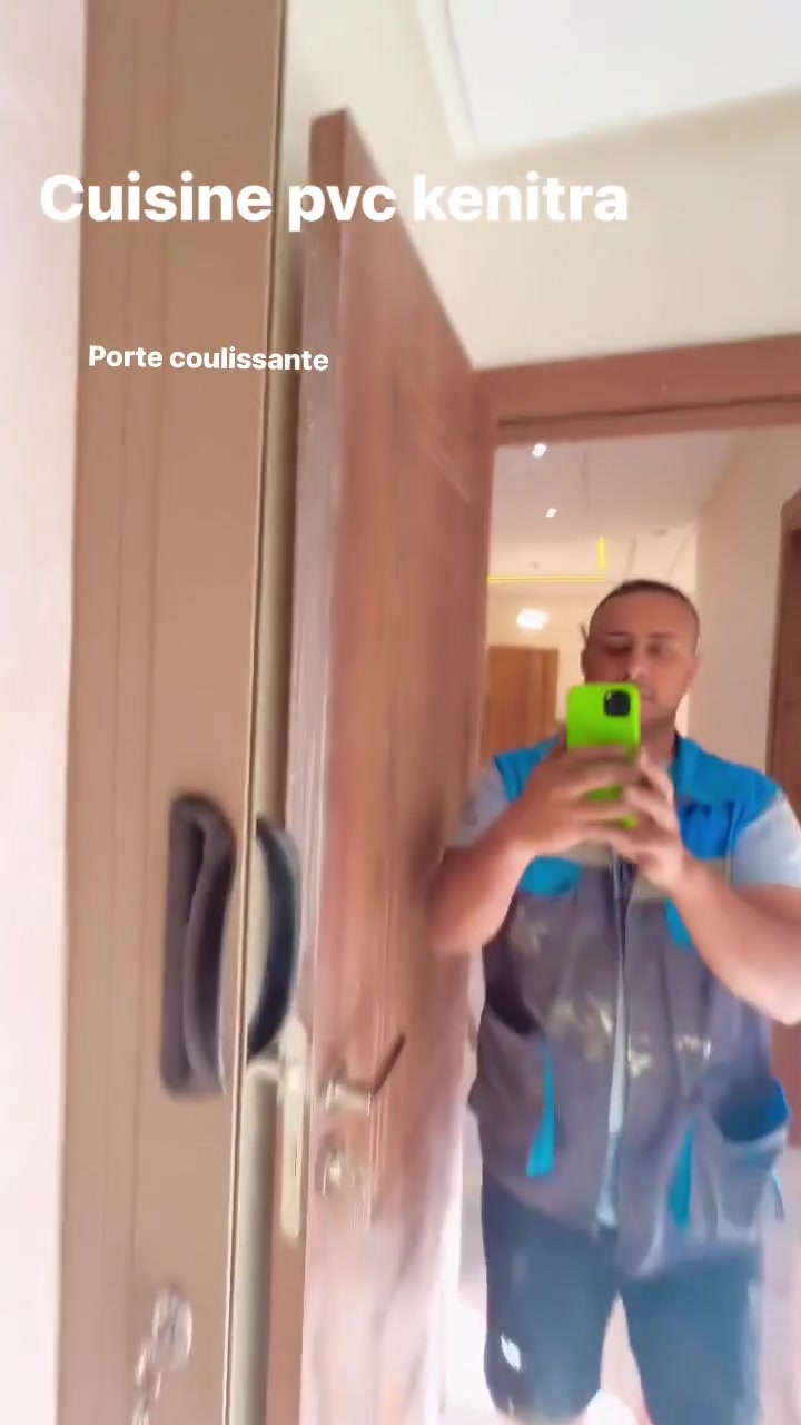 الأناقة واستغلال المساحة

بغيتي تجمع بين الأناقة والعملية؟ ✨ بيبان الألمنيوم "سحاب" (Coulissant) بالمرايا هو الحل الأمثل للأماكن الضيقة وحتى الواسعة.
✅ لمسة عصرية كتزيد الضوا والفخامة للدار.
✅ استغلال ذكي للمساحة (ما كياخدش بلاصة فاش كيتحل).
✅ فينيسيو متقونة وجودة عالية تحت إشراف "المعلم".

#ألمنيوم #ديكور_مغربي #ديكور_داخلي #نجارة_الألمنيوم #القنيطرة #تجهيز_المنازل #المرآة_السحرية #AluminumDesign #MoroccanDecor


**إذا كنت صاحب هذا الإعلان وتريد حذفه لأي سبب، رجاءا أرسل رسالة إلى الدعم الفني**