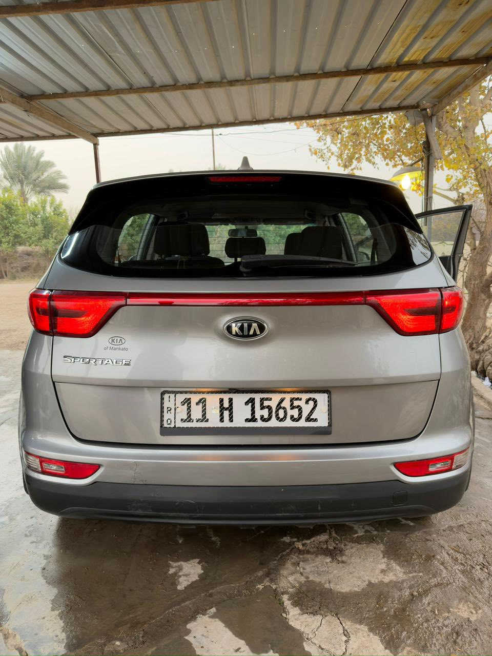 سبورتج 2019.    LX.   سياره بدون حادث. سرقه. فقط جاملغ وبنيد.  سياره نضيفه جدا.  بدون حادث ماشيه 67.    مكاني بغداد شارع حيفا السعره 157.   وبيه مجال قليل.   رقمه بغداد الجديد وباسمي.       ***********.
