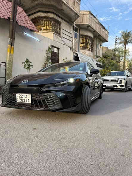 السلام عليكم 
تويوتا كامري ٢٠٢٥ هايبرد ماشيه ٩ آلاف 
السيارة وارد أمريكي جاملغ خلفي بدون دواخل كما موضح في الصوره 

المواصفات 

مقاعد جلد 
رادار امامي 
نقاط عمياء 
كاميرا خلفية 
شاحن لاسلكي
كرسي كهرباء 
تدفئة مقاعد 
تشغيل عن بعد 
مستشعر وقوف 
بصمتين 

السيارة ما ناقصها اي شي بأسمي شخصياً 

مكان السيارة بغداد 

للإستفسار :- ***********
