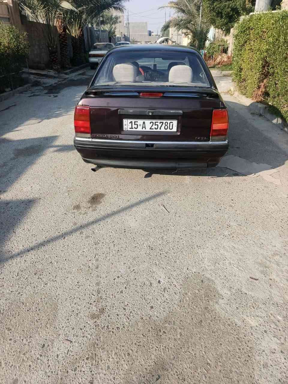 اوبل اوميكه موديل 92 انبار انكليزي باسمي مصبوغه عام جماليه مكفوله من الضربه صدر جديد باتري دينمو جديد تايرات نص عمر تبريد بلادي مكينه وكير مكفولات
***********
