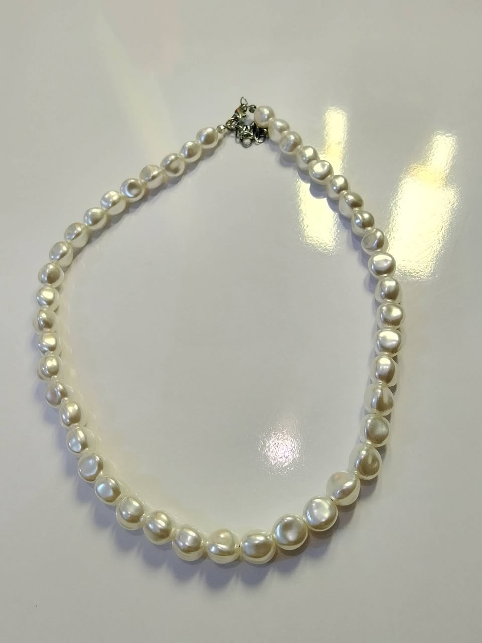 السلام عليكم كل الأكسسوارات الي بالصور بألف دينار بسسس والتوصيل موجود ببغداد وكل المحافظات للحجز واتساب ***********
