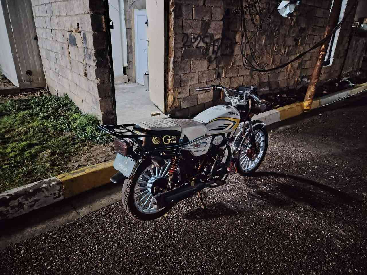 سيفان البيع موديل 2025دراجه وضع الشركه سعر 750بيهه مجال سولنك الصلي ***********
