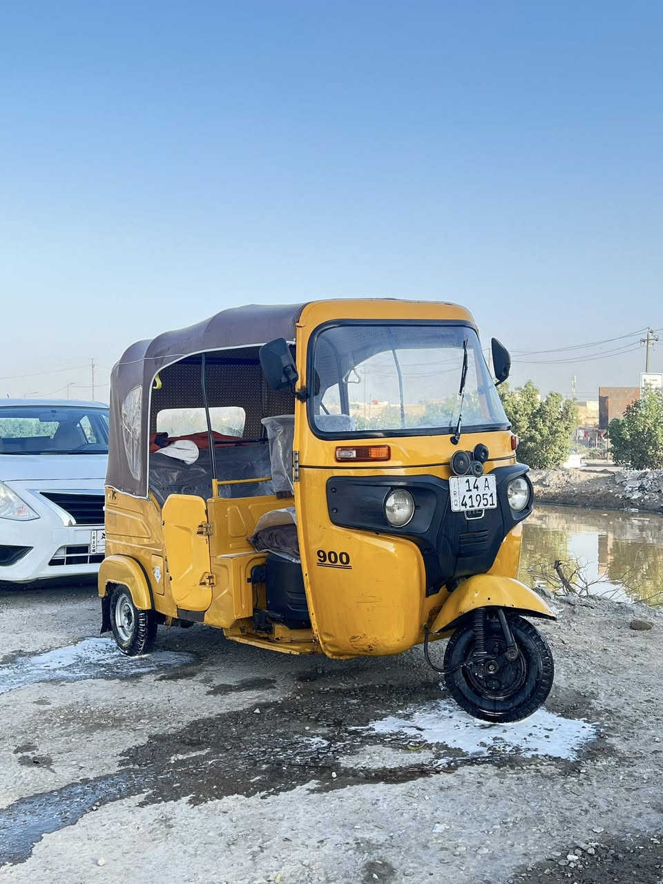 سلام عليكم تكتك باجات 2021 رقم سنويه تكتك نضيفه السعر 6000 وبيه مجال حك الجيه للملاحضه ابيع كوم حديد المو شراي لايتصل الرقم ***********
