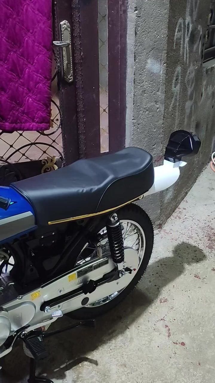 سلام عليكم دراجه نامه شلامجه اصلي تعمير الدراجه اوراق اسكنر صاله 25يوم من عمرته در كفاله عامه الشراري يدلل اتصال فقط.. ***********📞 مكاني حله يم جسر نادر الثالثه 💜✅
