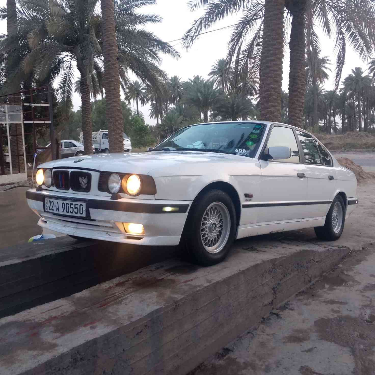 السلام عليكم بي إم دبليو 525 رقم أربيل إنكليزي سياره جاهزه وحلوه قطعه وحده وبنيد مصبوغ السياره جديده وحلوه مال جناي مكينه 6 سلندر السعر 67 وبيه مجال ***********
