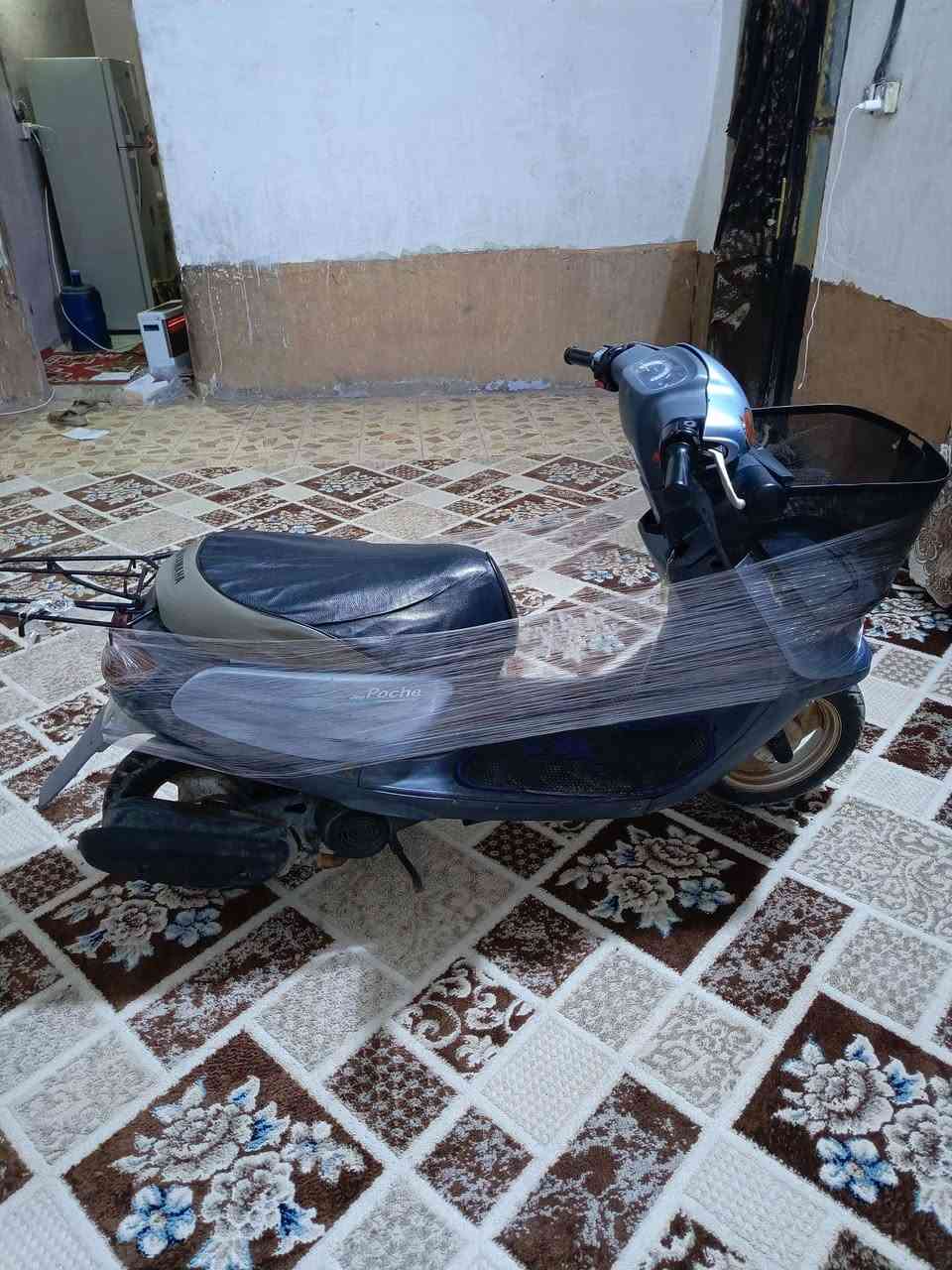 دراجه منغولي بلادیه برغي ما مفتوح بیها السعر ٤٥٠وبیها مجال***********
