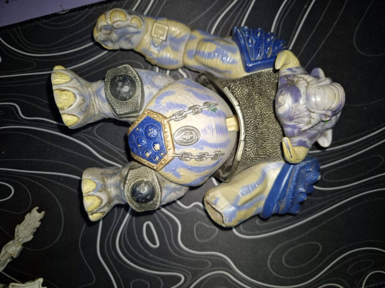 شخصية "بانش - إت" Punch-It) من خط ألعاب فيلم سمول سولد جرز
٤٠٠


**إذا كنت صاحب هذا الإعلان وتريد حذفه لأي سبب، رجاءا أرسل رسالة إلى الدعم الفني**