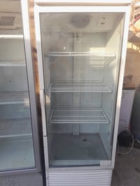 عارضات للبيع للتواصل07711060696